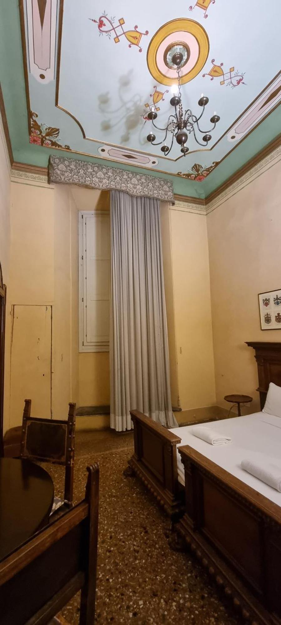 Palazzo Bargellini Panzacchi Apartments Bologna Szoba fotó